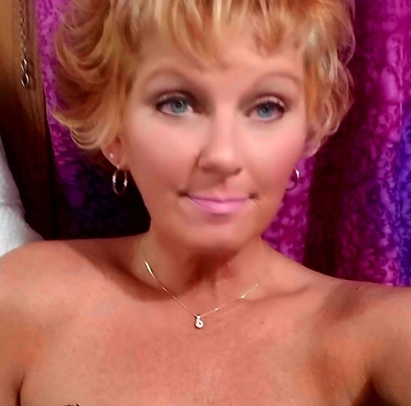 Profile Picture of Tracy Kierzek (@tkierzek32) on Poshmark