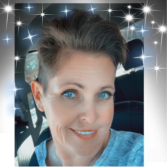 Profile Picture of Brandy Kemp (@brandyk74) on Poshmark