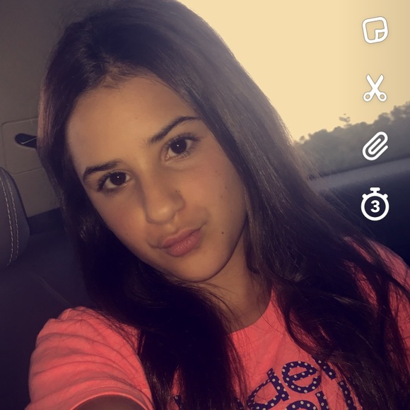 Profile Picture of Kylie Gagnard (@kyliegagnard1) on Poshmark