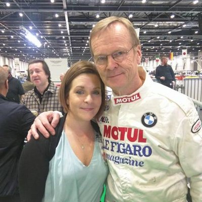 Profile Picture of Laura Holloway (@LauraCandP) on Twitter