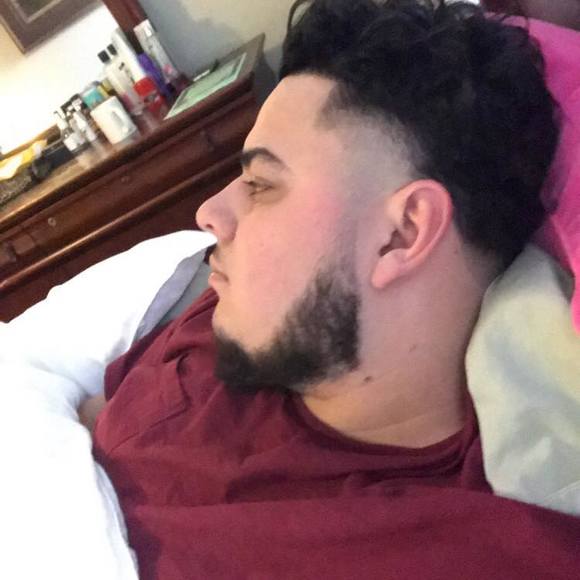 Profile Picture of Tony Donahue (@tonydonahue) on Poshmark