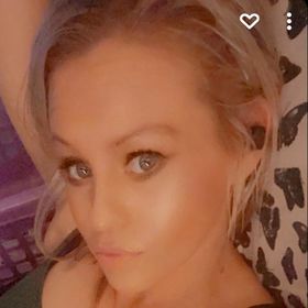 Profile Picture of Aprilhook (@aprilhook34) on Pinterest