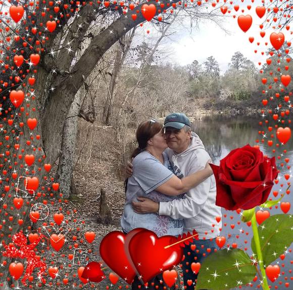 Profile Picture of Shirley Barton hendrickson (@shirleybarton25) on Poshmark