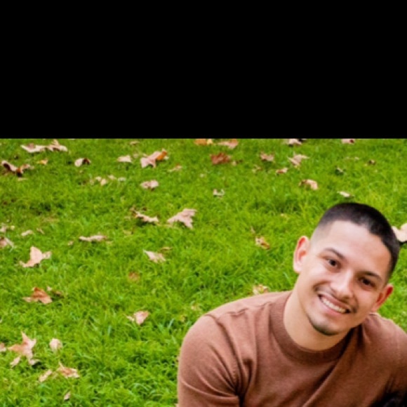 Profile Picture of Michael Murrietta (@michaelmurriett) on Poshmark