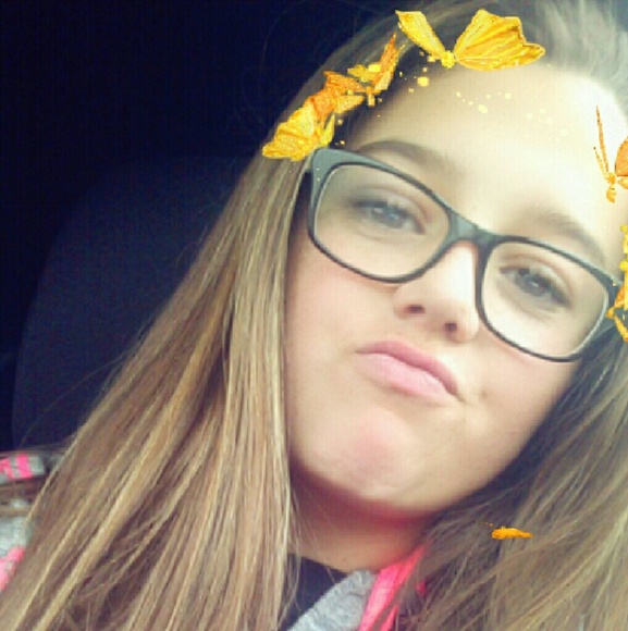 Profile Picture of Shontae Herrera (@shontae117) on Poshmark