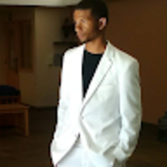 Profile Picture of Tyler Boseman (@tylerboseman) on Poshmark