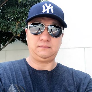 Profile Picture of Hongwei Zheng (@Hongwei-Zheng) on Facebook