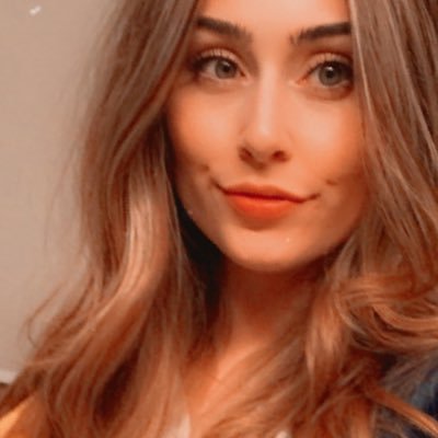 Profile Picture of Kendall Robertson (@kendall_robb) on Twitter