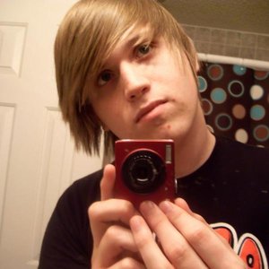 Profile Picture of Zach Mercer (@zach_mer07) on Myspace