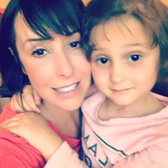 Profile Picture of Janelle Cronk (@janellecronk) on Poshmark