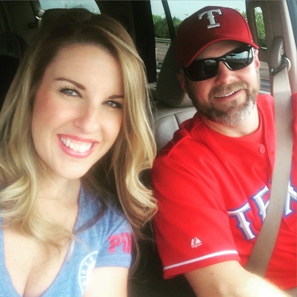 Profile Picture of Matt Dearing (@mdearing2) on Poshmark