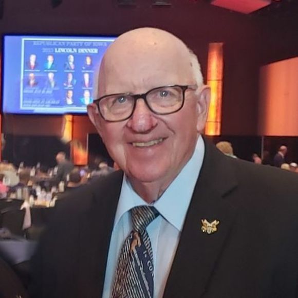 Profile Picture of Keith Caviness (@keith_caviness) on Poshmark