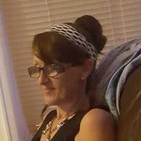 Profile Picture of Paula  Ryan (@paularyan100) on Twitter