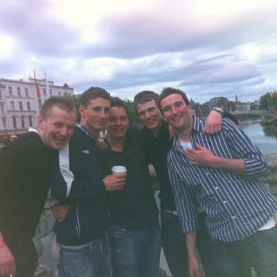 Profile Picture of Chris D (@bongo_drumm) on Twitter