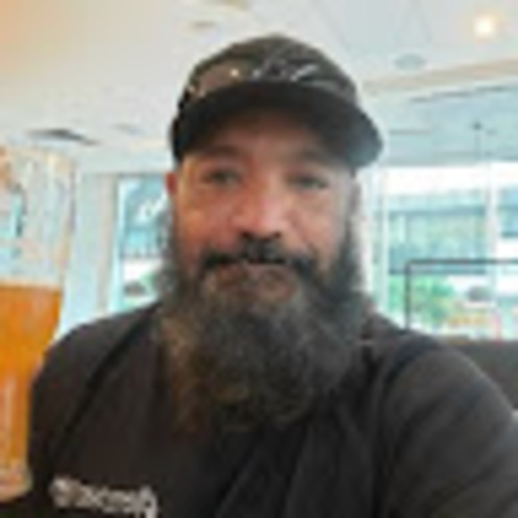 Profile Picture of Sterling Sibley (@sterlingsibley) on Poshmark