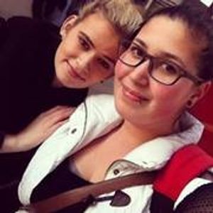 Profile Picture of Melissa Re (@melissa.re) on Myspace