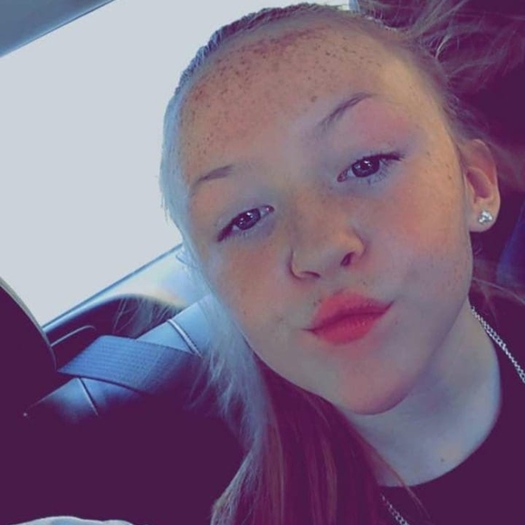 Profile Picture of Briana Wilbanks (@theweirdgirl105) on Poshmark