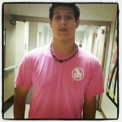 Profile Picture of Nick Angell (@NickAngellFTW) on Twitter