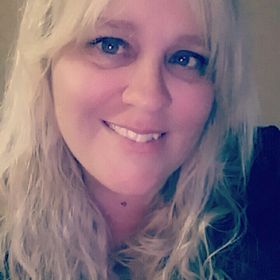 Profile Picture of Melanie Saunders (@jessesmum) on Pinterest