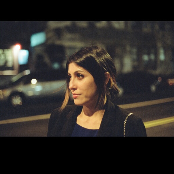 Profile Picture of Camila Bosio (@camannbos) on Poshmark