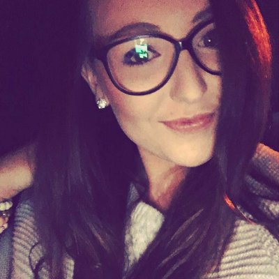 Profile Picture of Ivy Stone (@ivystoneauthor) on Twitter