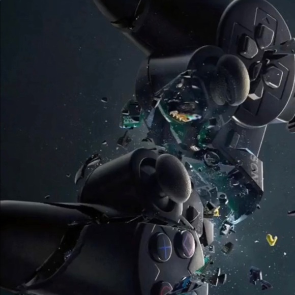 Profile Picture of Edward Fuentes (@edwardfuente172) on Poshmark