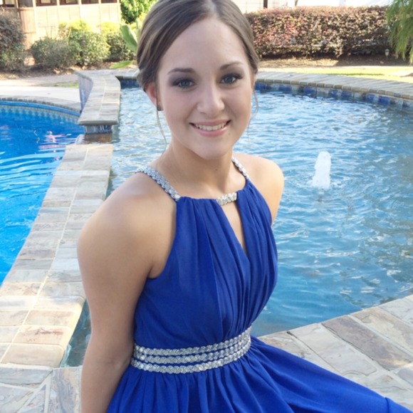 Profile Picture of Alexandra Lafont (@lafontalex) on Poshmark