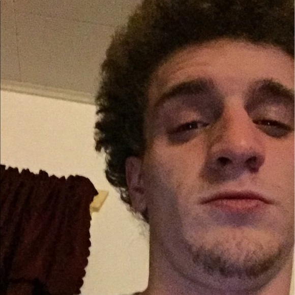 Profile Picture of Matt Gulnac (@motzaba) on Poshmark