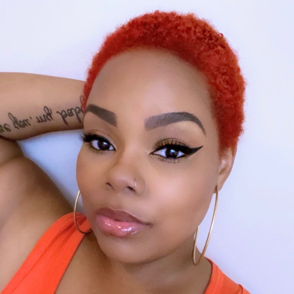 Profile Picture of Sherrie Cochran (@sherrie_cochran) on Poshmark