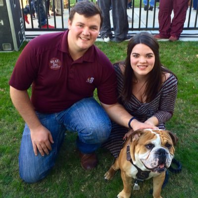 Profile Picture of Van Moore (@vandiesel93) on Twitter