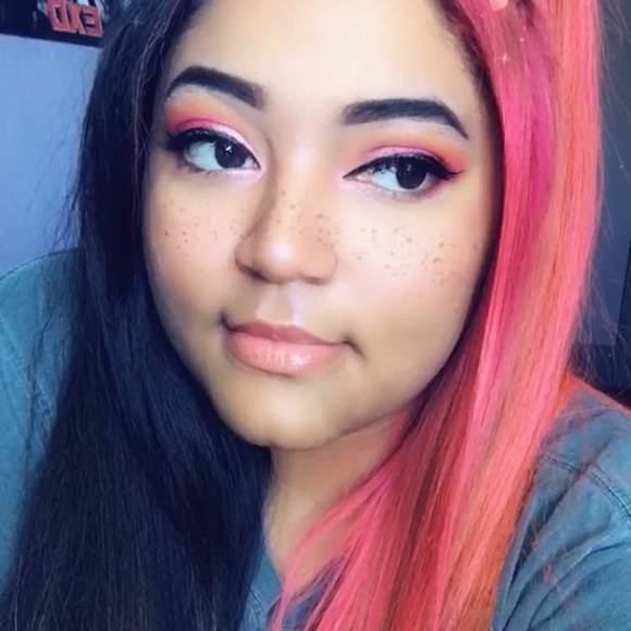 Profile Picture of Shay Stevenson (@shay_shaday) on Poshmark