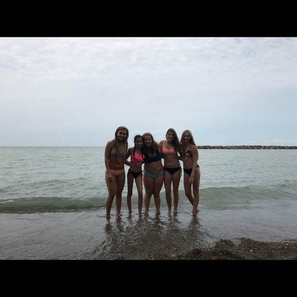 Profile Picture of Ava Patak (@ava0314) on Poshmark