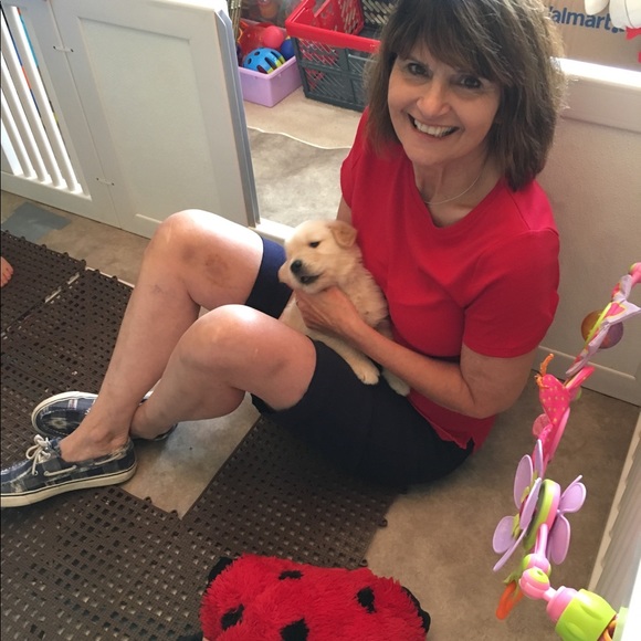 Profile Picture of Kathleen Cooter (@kcooter) on Poshmark