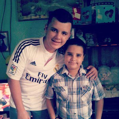 Profile Picture of Bryan Galo (@Toptutorial_199) on Twitter