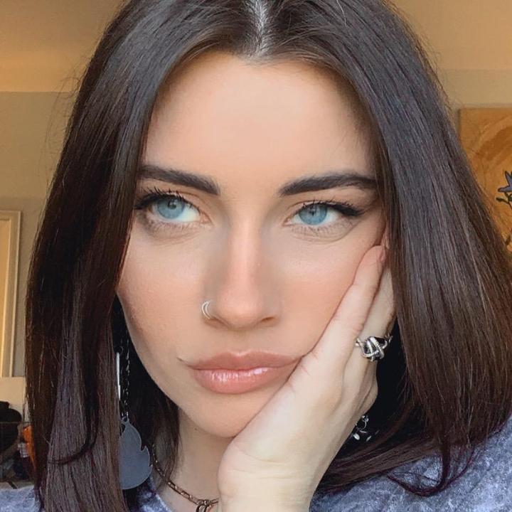 Profile Picture of Iris (@@die.ris) on Tiktok