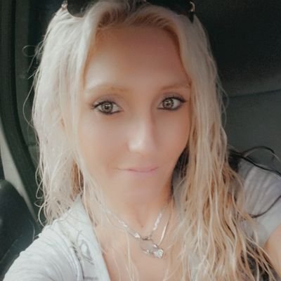 Profile Picture of Crystal Knapp (@Crystal13388347) on Twitter