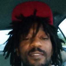 Profile Picture of Xavier Roberson (@DevaughanR) on Twitter