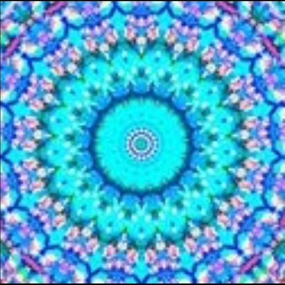 Profile Picture of Ruby Yubla (@rubycutiepie) on Poshmark