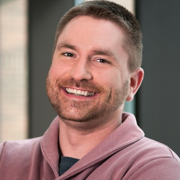 Profile Picture of Mike Onesko (@onesko8) on Poshmark