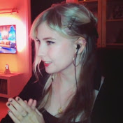 Profile Picture of Lia Maria Sharp (@LiaMariaSharp) on Youtube