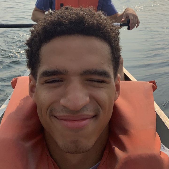 Profile Picture of rob (@woberthoops) on Tiktok