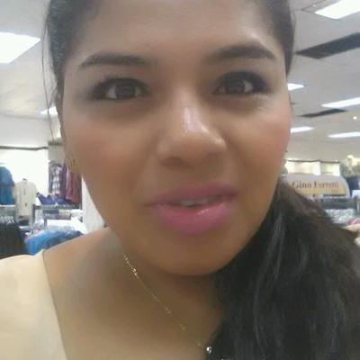 Profile Picture of Rosa Ulloa (@rosau129) on Twitter