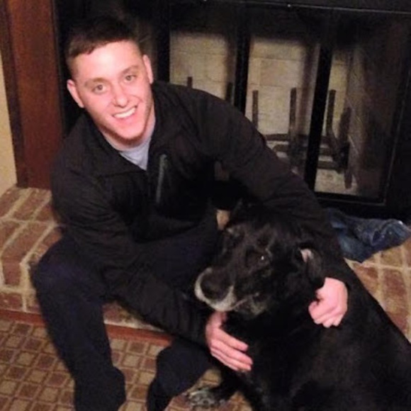 Profile Picture of James Hancock (@dylanhancockj) on Poshmark