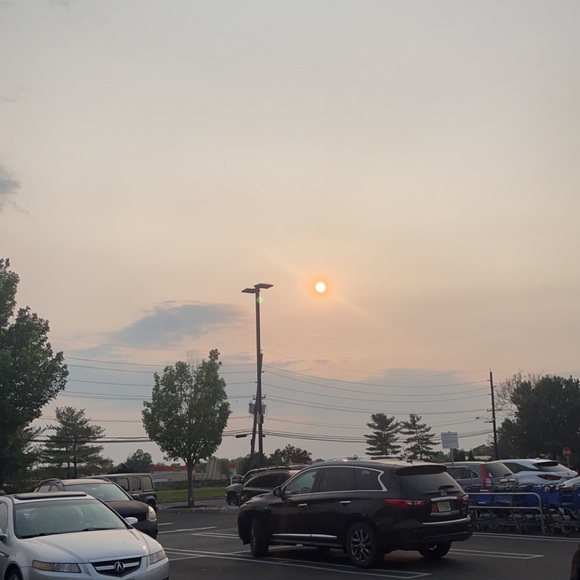 Profile Picture of Amanda Ciser (@amandaciser) on Poshmark