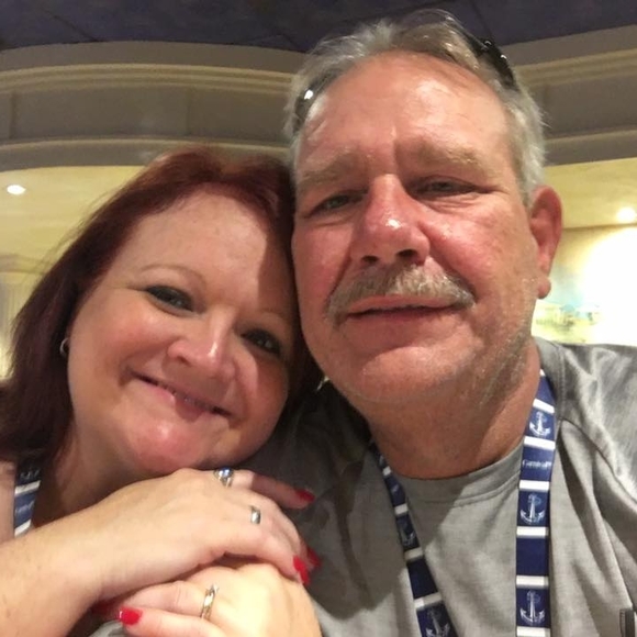 Profile Picture of Bobby Holt (@kilawatt66) on Poshmark