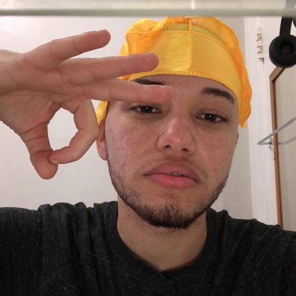 Profile Picture of Wilbert Leroux (@wikbertleroux) on Poshmark