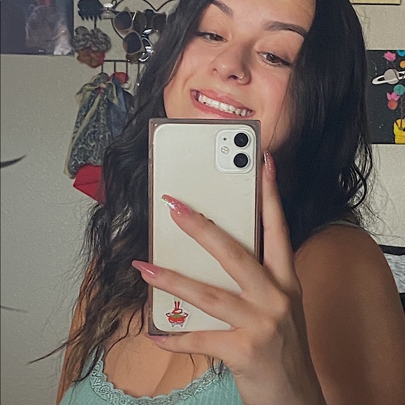 Profile Picture of Jasilynn Pedigo (@jasilynn_pedigo) on Poshmark