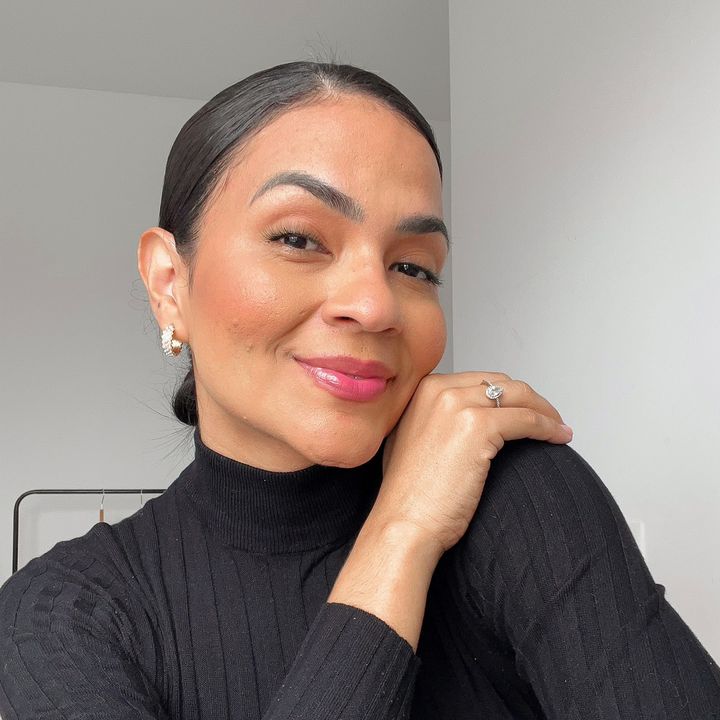 Profile Picture of dheli (@dheli__) on Tiktok