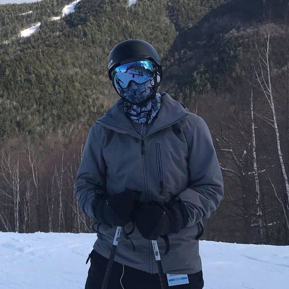 Tommy Fay - Poshmark Profile Picture of Tommy Fay (@tommyfay3) on Poshmark