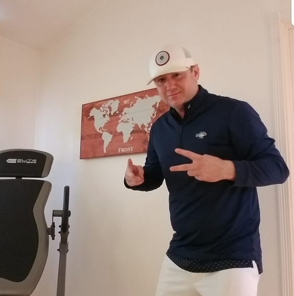 Profile Picture of Andrew Frost (@andrewf3324) on Poshmark